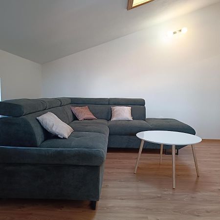 Apartman Sintic Krk Town Exterior photo