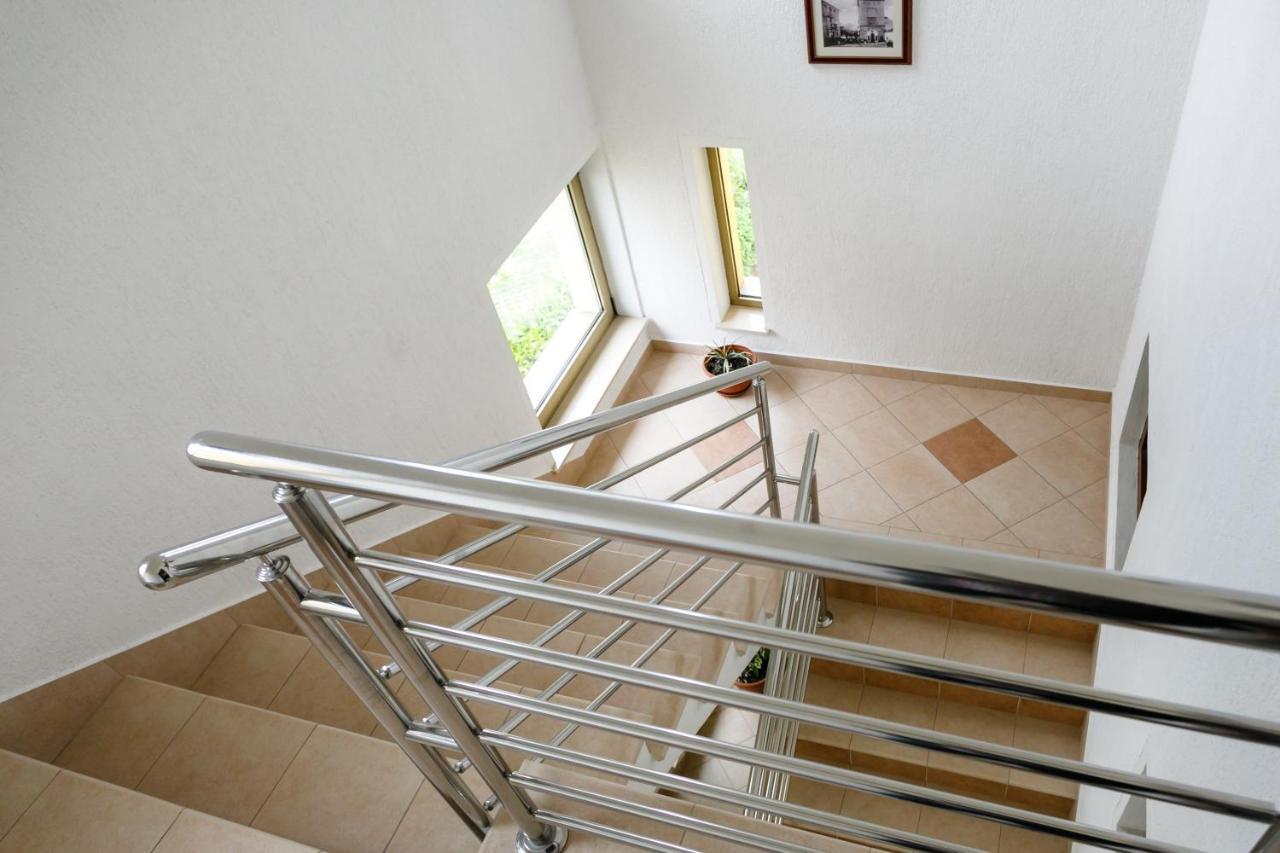 Apartman Sintic Krk Town Exterior photo